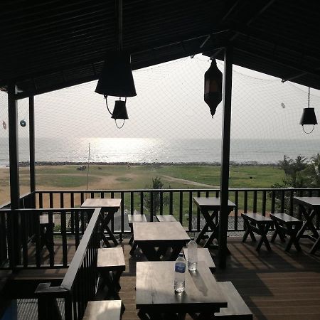 Le Petit Hotel & Restaurant Negombo Eksteriør bilde